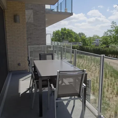 Karthuizer E4 Located Between The Dunes Nieuwpoort