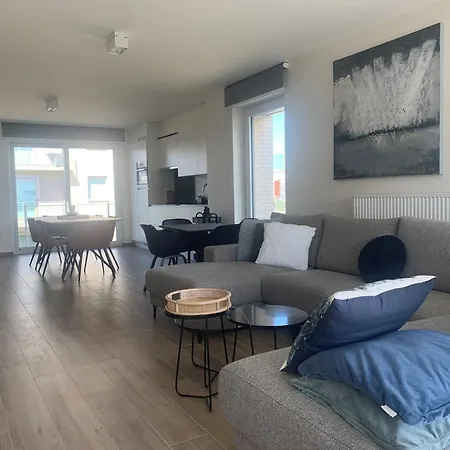 Karthuizer E4 Located Between The Dunes *