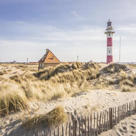 Karthuizer E4 Located Between The Dunes * Nieuwpoort